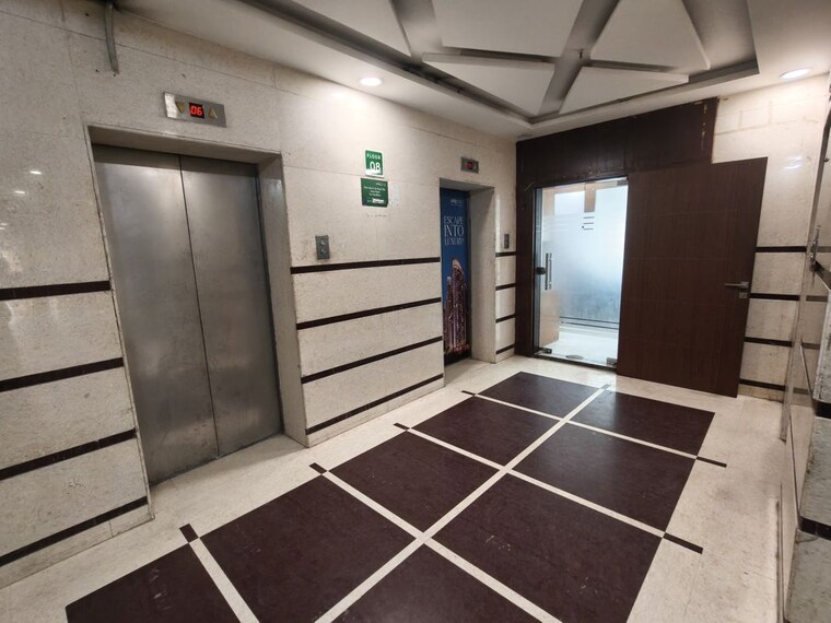 undefined, netaji subhash place Commercial Office Space 538 Sq.Ft. In Netaji Subhash Place Delhi 10579031