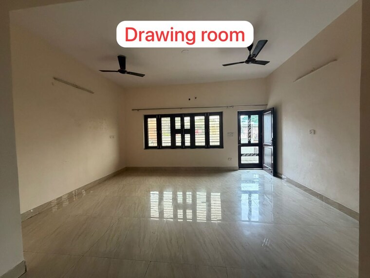 undefined, shastri nagar 3.5 Bedroom 350 Sq.Ft. Builder Floor In Shastri Nagar Ghaziabad 10579037