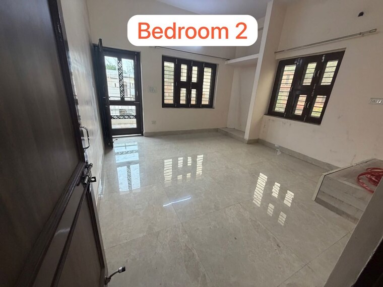  Parking, shastri nagar 3.5 Bedroom 350 Sq.Ft. Builder Floor In Shastri Nagar Ghaziabad 10579037