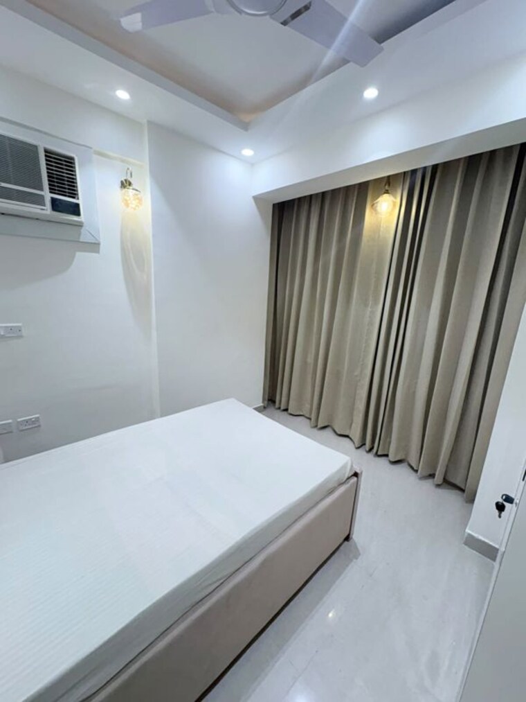 Bedroom, sector 107 3 Bedroom 1350 Sq.Ft. Apartment In Sector 107 Noida 10578475