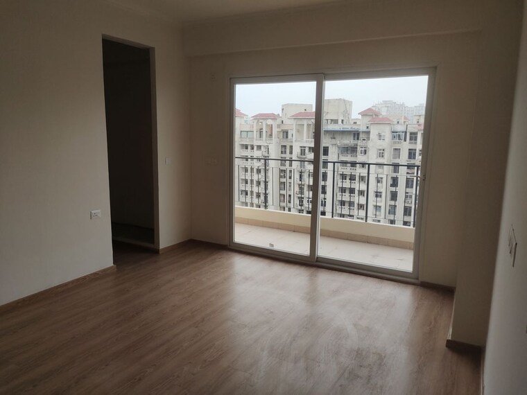 Room, sector 76 4 Bedroom 2140 Sq.Ft. Apartment In Sector 76 Noida 10579069