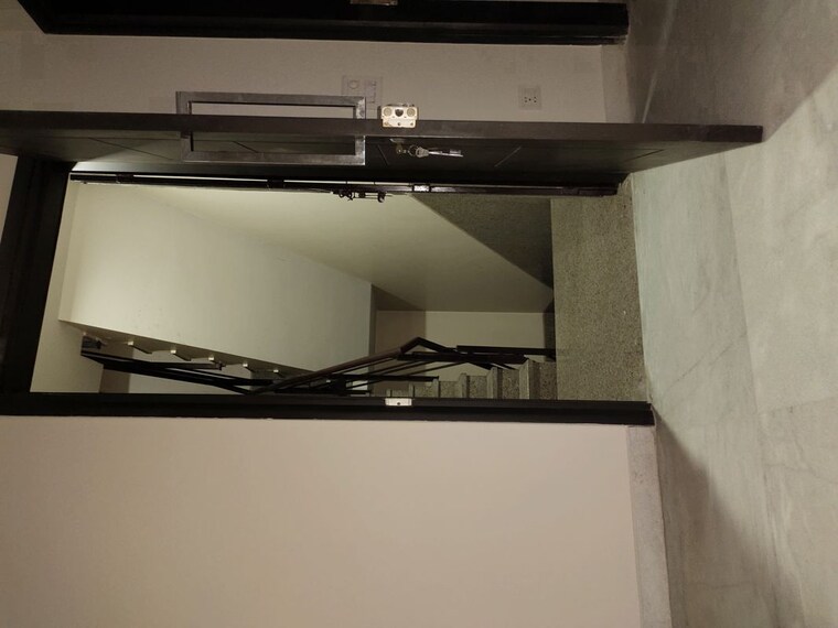 Kitchen, east of kailash 3 Bedroom 2000 Sq.Ft. Builder Floor In East Of Kailash Delhi 10579071