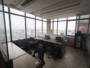  Office Space For Rent in Netaji Subhash Place