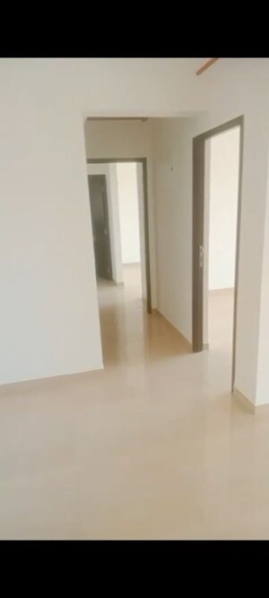 Room in 1 BHK Apartment at Mahindra Alcove, Chandivali – for Rent