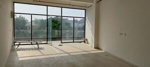  Shop For Rent in Memnagar