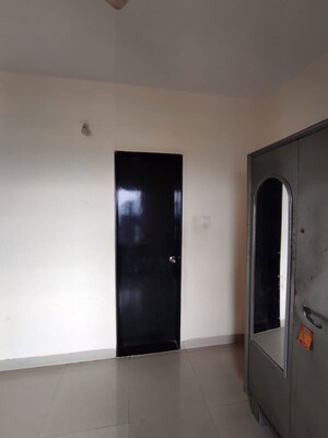 Room in 2 BHK Apartment at Mittal ParkWayz, Wakad – for Rent