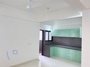 Room in 3 BHK Apartment at Memnagar – for Rent