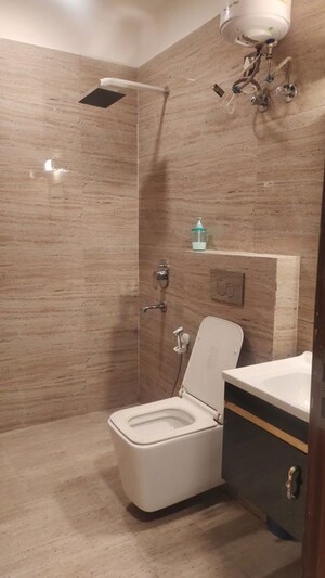 Bathroom in 4 BHK Builder Floor at Eros Rosewood City, Sector 49 – for Rent