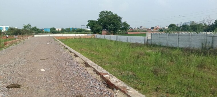 undefined, bhoomi-krishna-kunj  100 Sq.Yd. Plot In Dhoom Manikpur Greater Noida 10574146