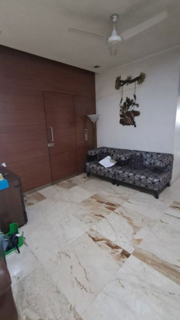 Living Room, satra-residency 4 Bedroom 3000 Sq.Ft. Apartment In Khar West Mumbai 10579183