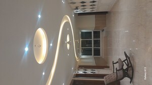Staircase in 4 BHK Builder Floor at Unitech South City II, Sector 50 – for Rent
