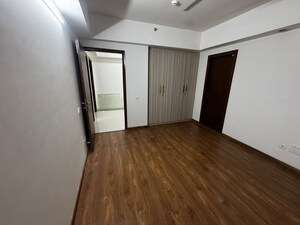 Room in 3 BHK Apartment at Godrej Air Sector 85, Sector 85 – for Rent