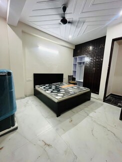 StudioBuilder Floor For Rent in Sector 31