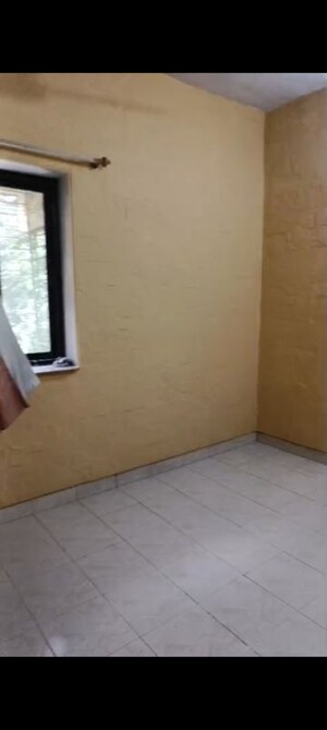 Room in 1 BHK Apartment at Bangur Nagar – for Rent