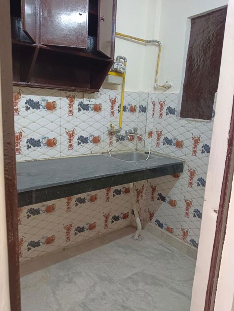 Kitchen, lajpat nagar 4 1 Bedroom 531 Sq.Ft. Builder Floor In Lajpat Nagar 4 Delhi 10579233