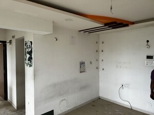Room in  Apartment at Chehdi – for Sale