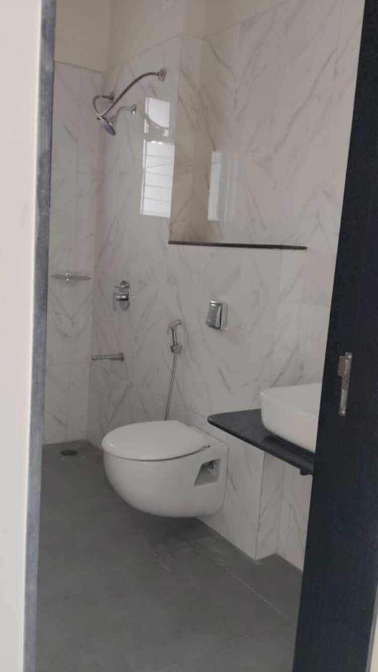 Bathroom, nyati-defence-enclave 3 Bedroom 1700 Sq.Ft. Apartment In Undri Pune 10579278