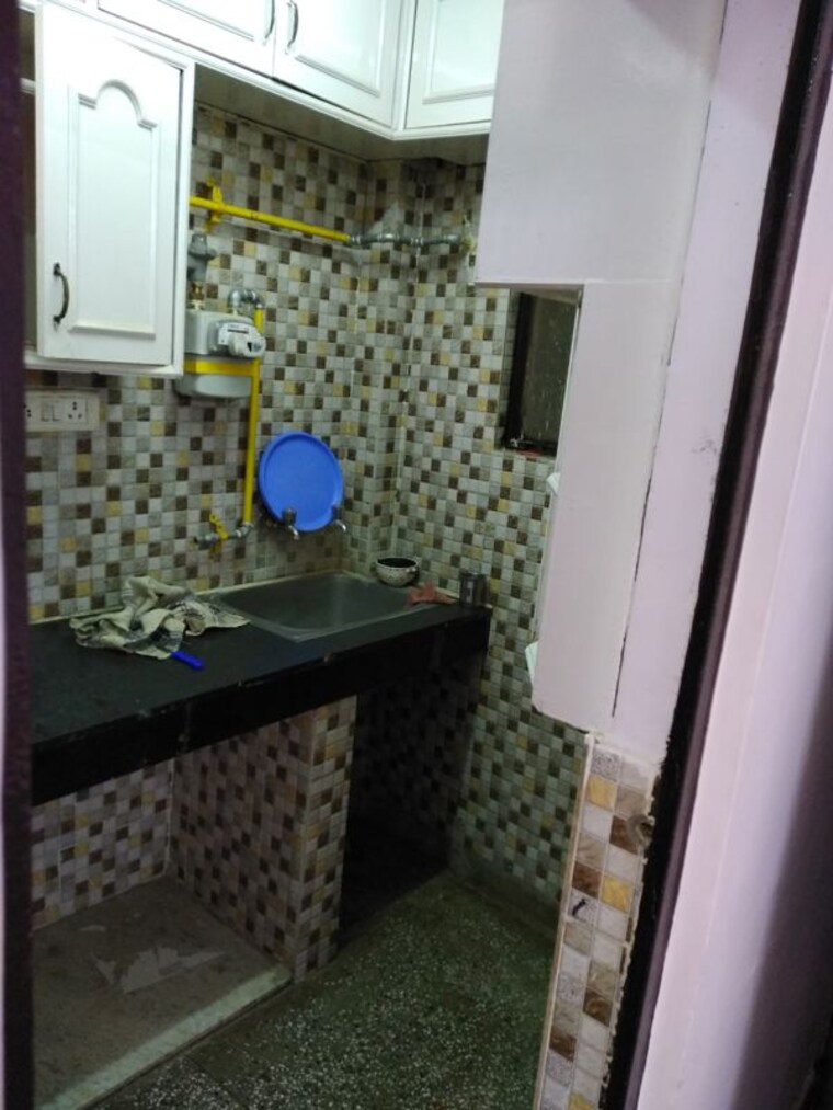 Bathroom, amar colony 1 Bedroom 500 Sq.Ft. Builder Floor In Amar Colony Delhi 10579262