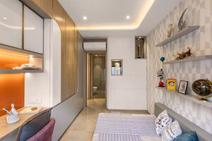Bedroom in 3 BHK Apartment at Dosti Greenscape, Hadapsar – for Sale