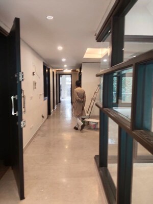 4 BHK Builder Floor – Entrance View at Safdarjung Development Area - for Rent