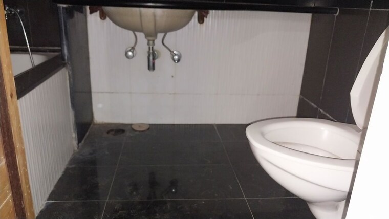 Bathroom, fortileza-apartment 3 Bedroom 1650 Sq.Ft. Apartment In Kalyani Nagar Pune 10579304
