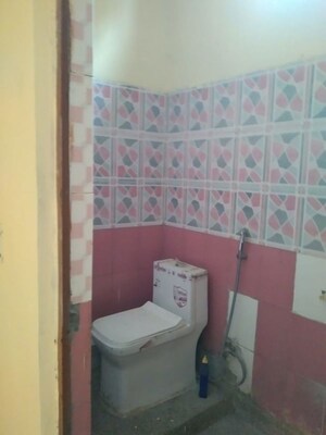 Furnished Amenities in 1 BHK Builder Floor at Mehrauli – for Rent
