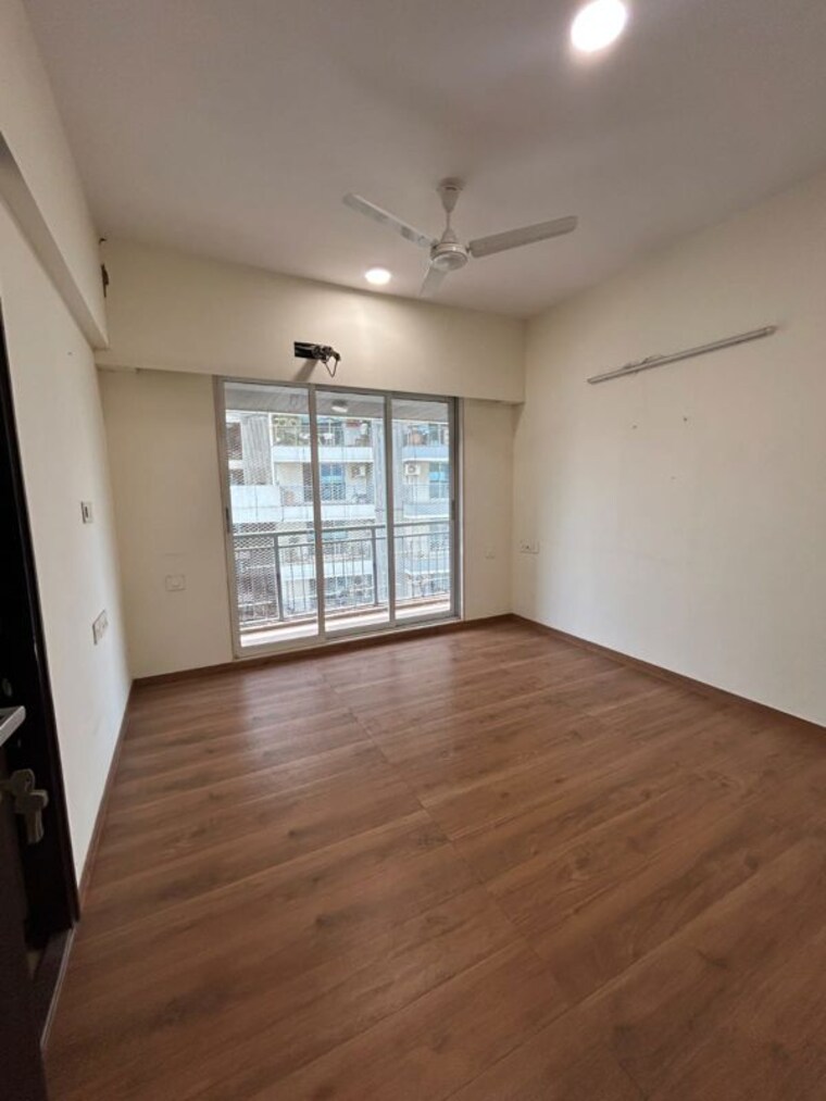 Room, ultra-space-insignia 3 Bedroom 1200 Sq.Ft. Apartment In Kalina Mumbai 10579364