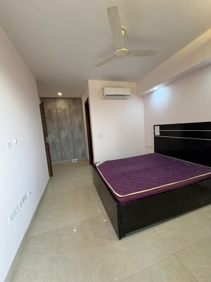 1 RK Builder Floor For Rent in Sector 40