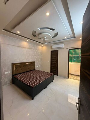 Bedroom in 3 BHK Apartment at Sunshine Enclave, Vip Road – for Rent