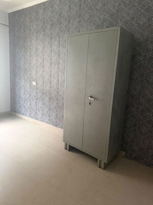 Room in 2 BHK Apartment at Essentia Homes, Vip Road – for Rent