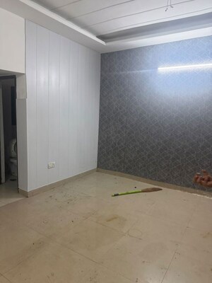 Room in 2 BHK Apartment at Essentia Homes, Vip Road – for Rent