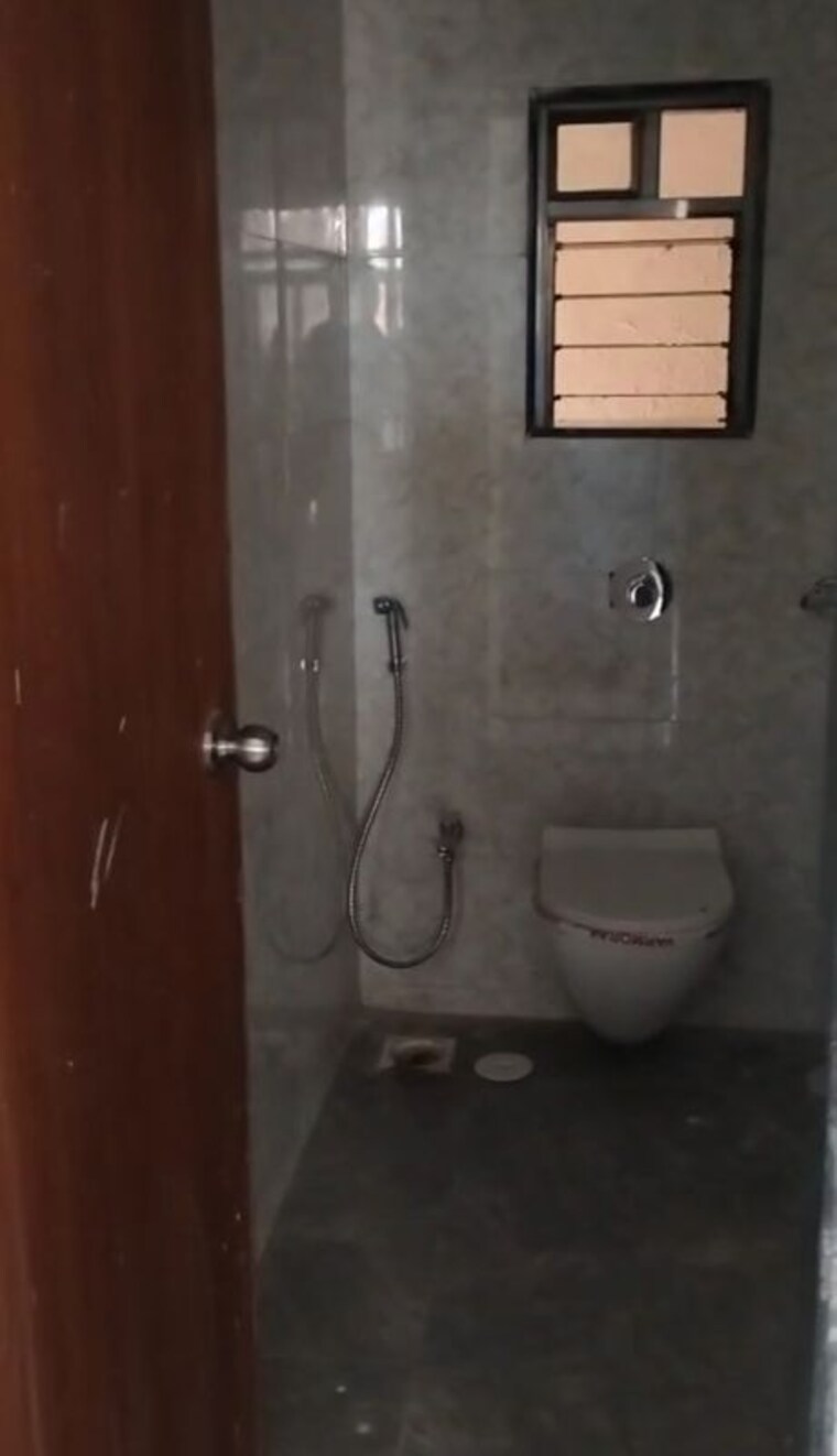 Bathroom, shantee-muktangan-residency 2 Bedroom 600 Sq.Ft. Apartment In Dahisar East Mumbai 10579444
