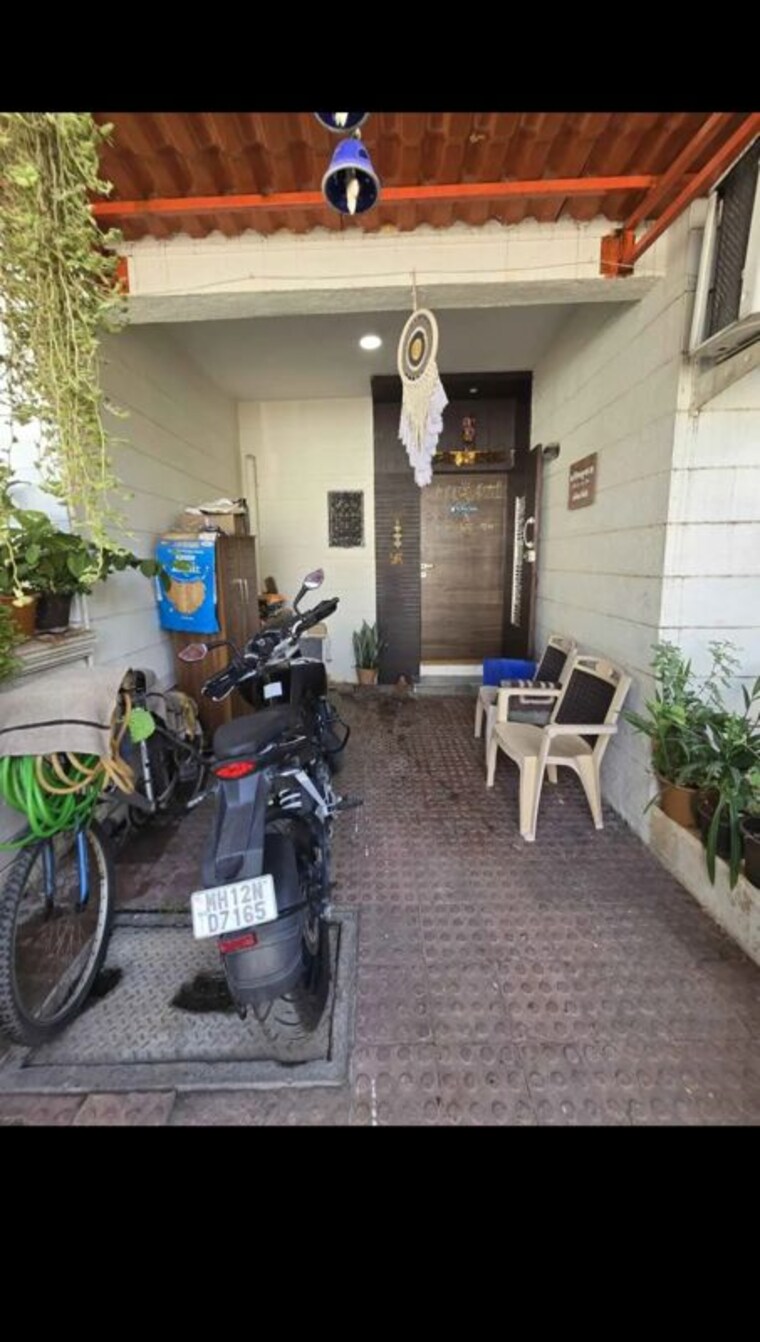  Parking, palace-orchard-chs 3 Bedroom 3000 Sq.Ft. Villa In Mohammadwadi Pune 10579495
