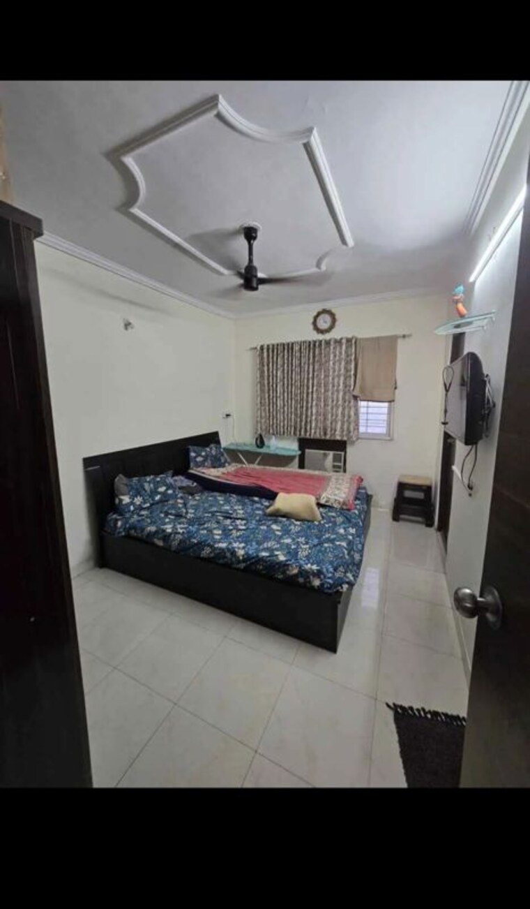 Master Bedroom, palace-orchard-chs 3 Bedroom 3000 Sq.Ft. Villa In Mohammadwadi Pune 10579495