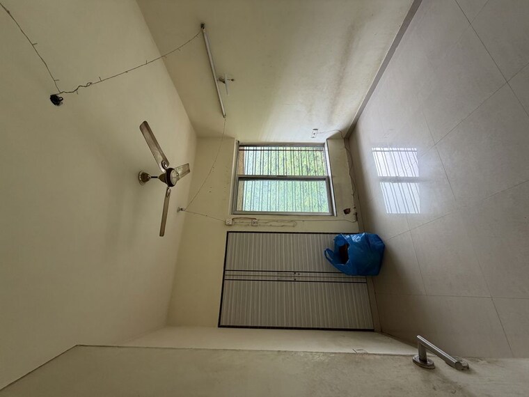 Bathroom, kalpataru-hills 2 Bedroom 1000 Sq.Ft. Apartment In Manpada Thane 10579554