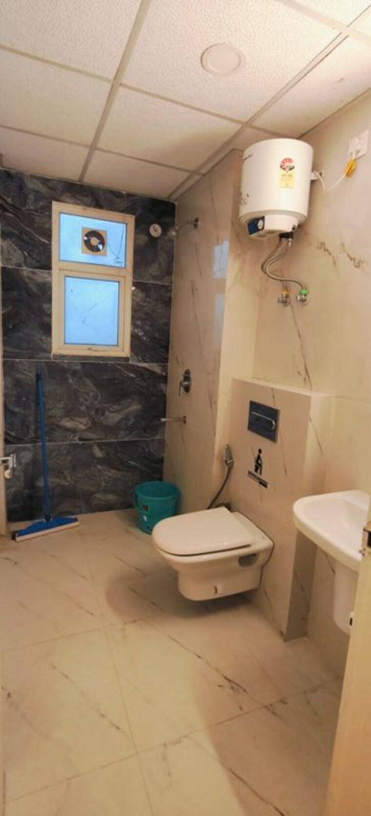 Bathroom, omaxe-the-palace 3 Bedroom 1650 Sq.Ft. Apartment In Gomti Nagar Lucknow 10579576