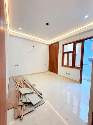 Furnished Amenities in 3 BHK Apartment at Trident Embassy, Sector 1 Greater Noida – for Rent