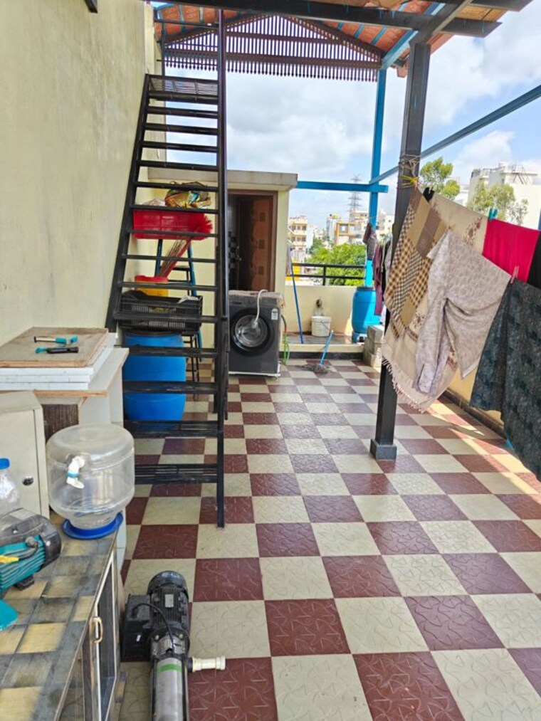  Parking, bettadasanapura 6+ Bedroom 4500 Sq.Ft. Independent House In Bettadasanapura Bangalore 10579574