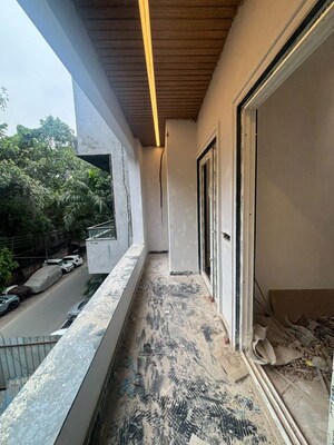 Balcony in 3 BHK Apartment at Safdarjung Enclave – for Sale