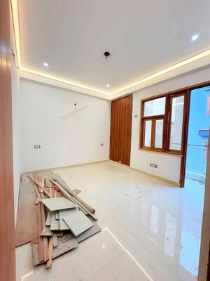 Furnished Amenities in 3 BHK Apartment at Nirala Greenshire, Sector 2 Greater Noida – for Rent