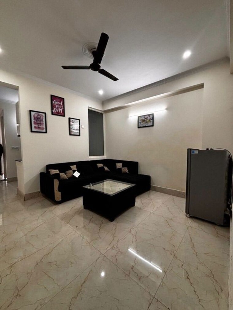 Living Room, freedom fighters enclave 1 Bedroom 445 Sq.Ft. Apartment In Freedom Fighters Enclave Delhi 10579611