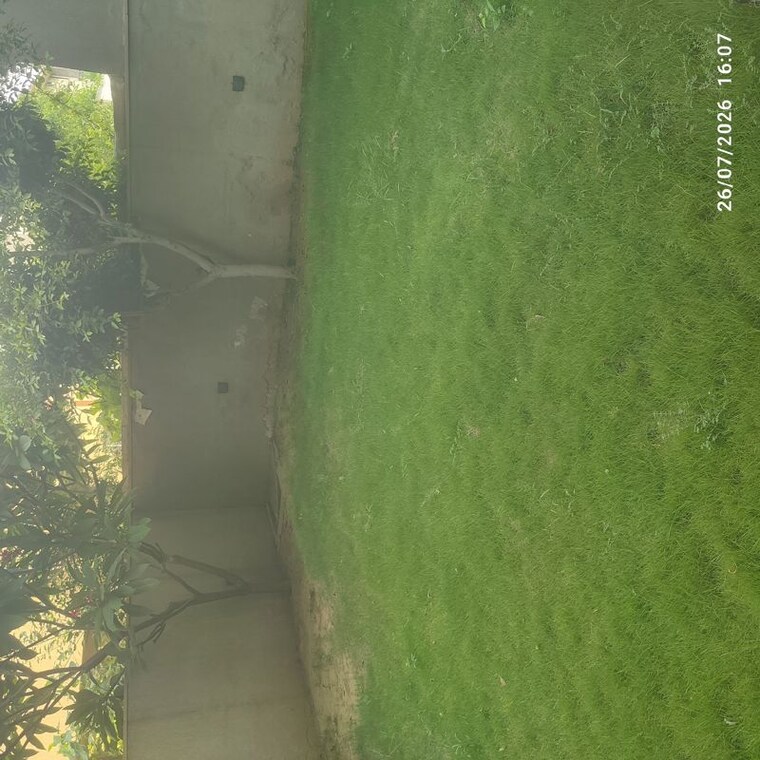 Garden, unitech-opulence 5 Bedroom 6500 Sq.Ft. Villa In Sector 33 Gurgaon 10579597
