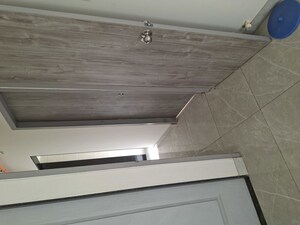 Furnished Amenities in 2 BHK Apartment at Shreepati Skies, Tardeo – for Rent