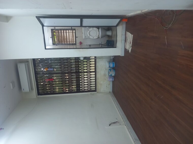 Team Area, dadar west Commercial Office Space 250 Sq.Ft. In Dadar West Mumbai 10579709