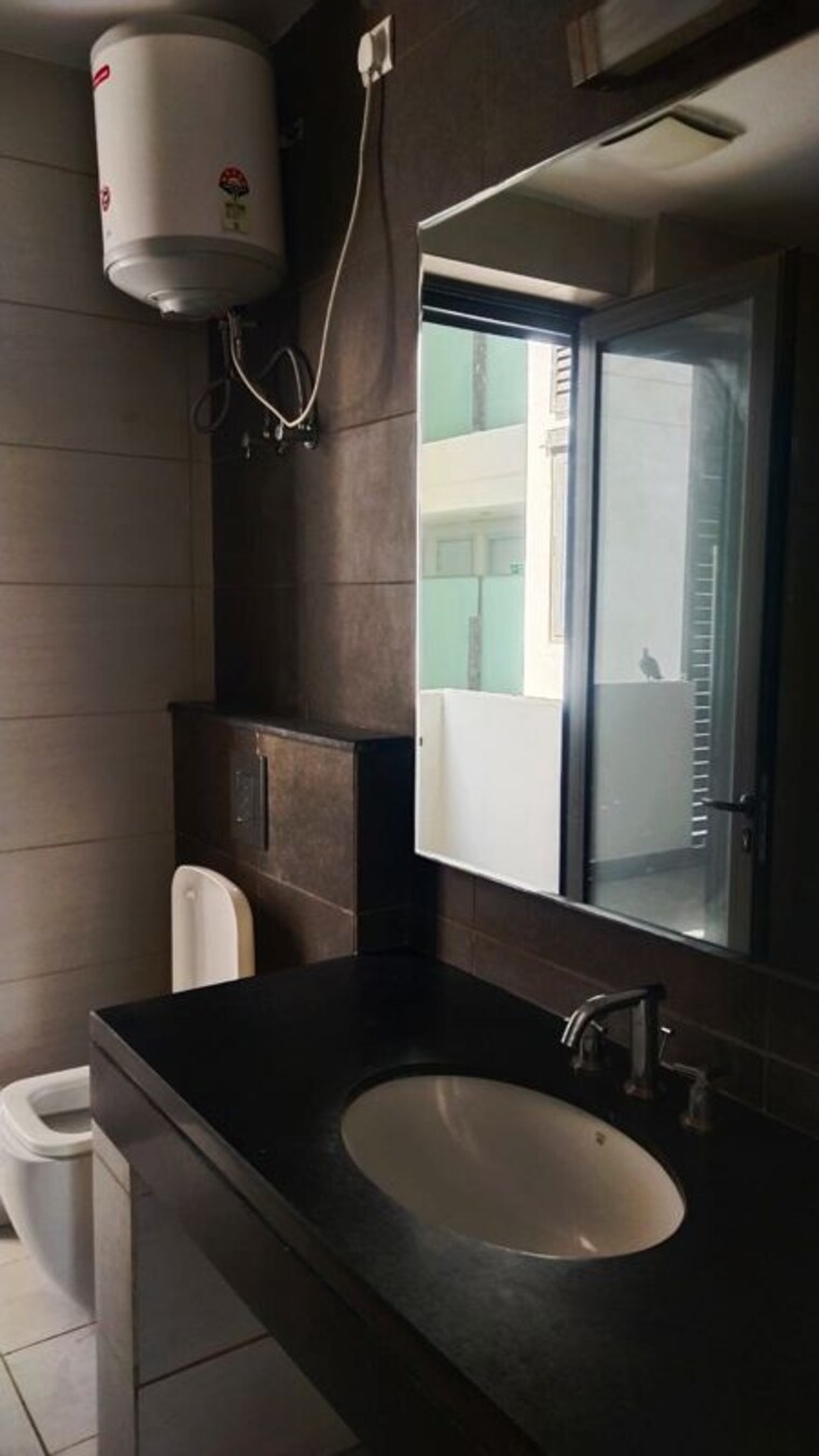 Kitchen, ireo-skyon 4 Bedroom 2800 Sq.Ft. Apartment In Sector 60 Gurgaon 10579705
