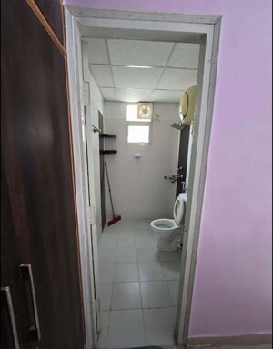 Bathroom in 3 BHK Apartment at Omaxe R2, Gomti Nagar – for Rent