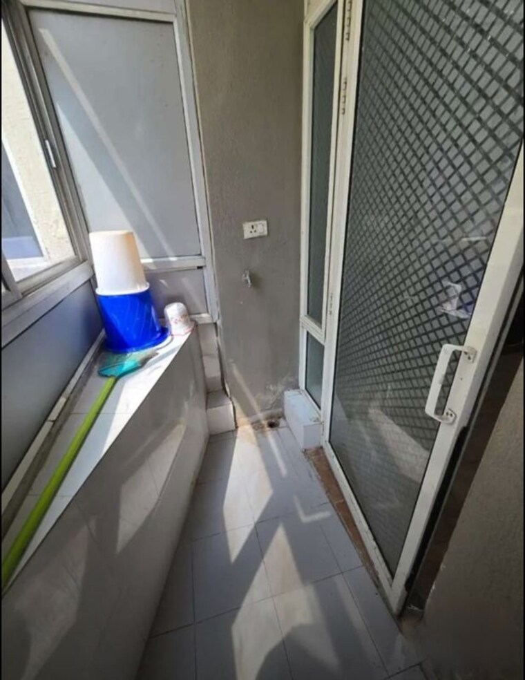 Balcony, omaxe-r2 3 Bedroom 1650 Sq.Ft. Apartment In Gomti Nagar Lucknow 10579716