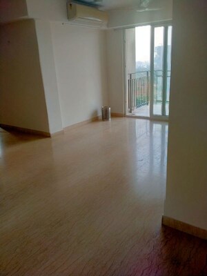 Room in 4 BHK Apartment at Conscient Heritage One, Sector 62 – for Rent