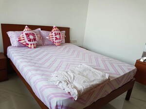 Bedroom in 3 BHK Apartment at Twin Towers, Prabhadevi – for Rent