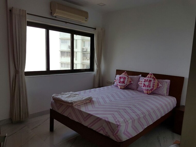 Bedroom, twin-towers 4 Bedroom 1700 Sq.Ft. Apartment In Prabhadevi Mumbai 10579746